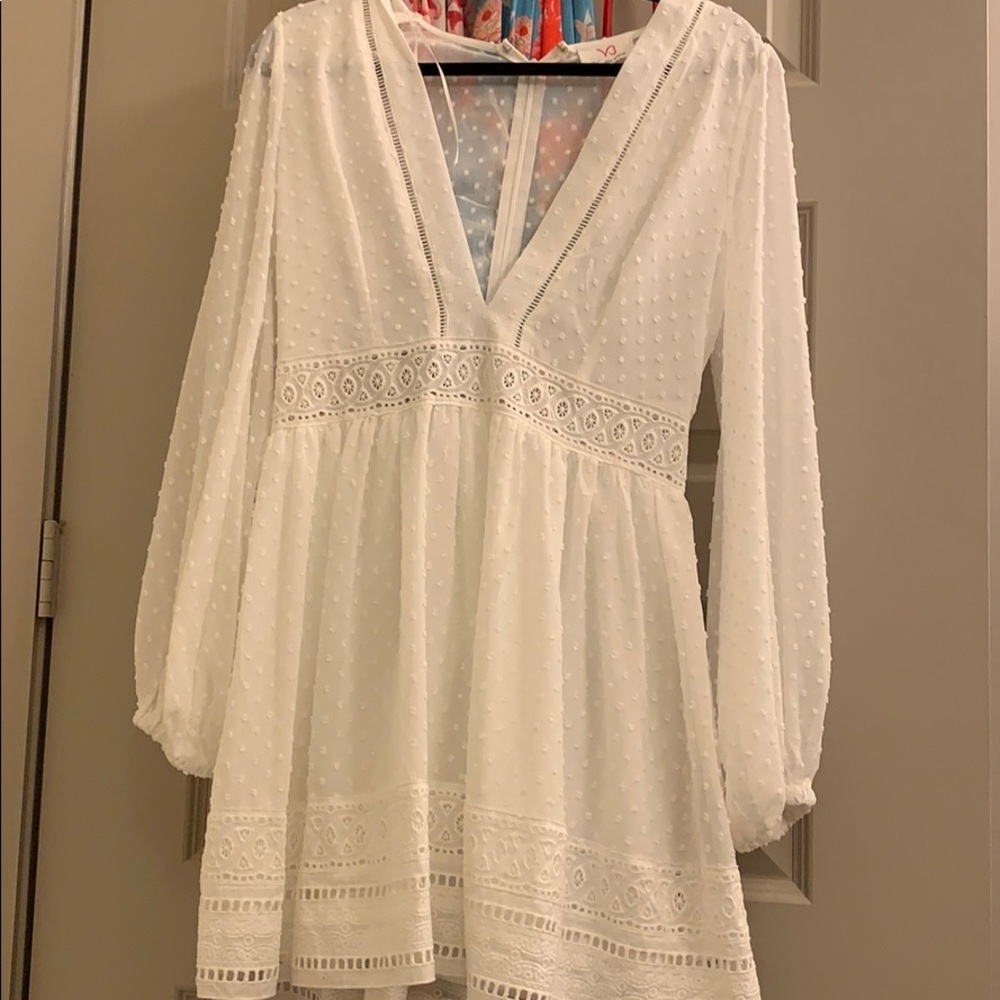 White long sleeve dress